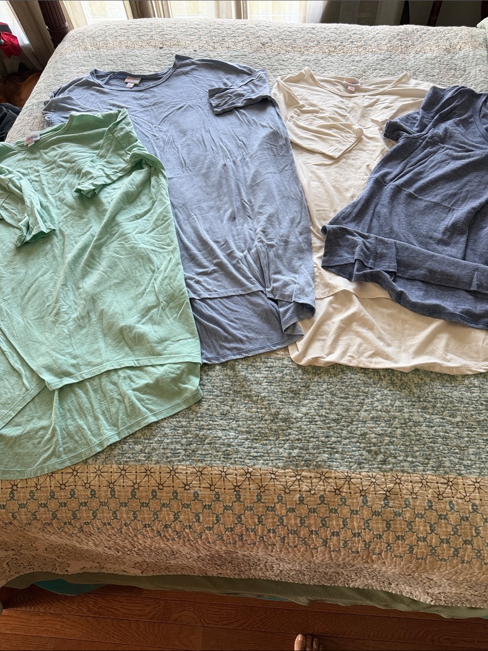 LuLaRoe Heathered Navy Scoop Neck Tee